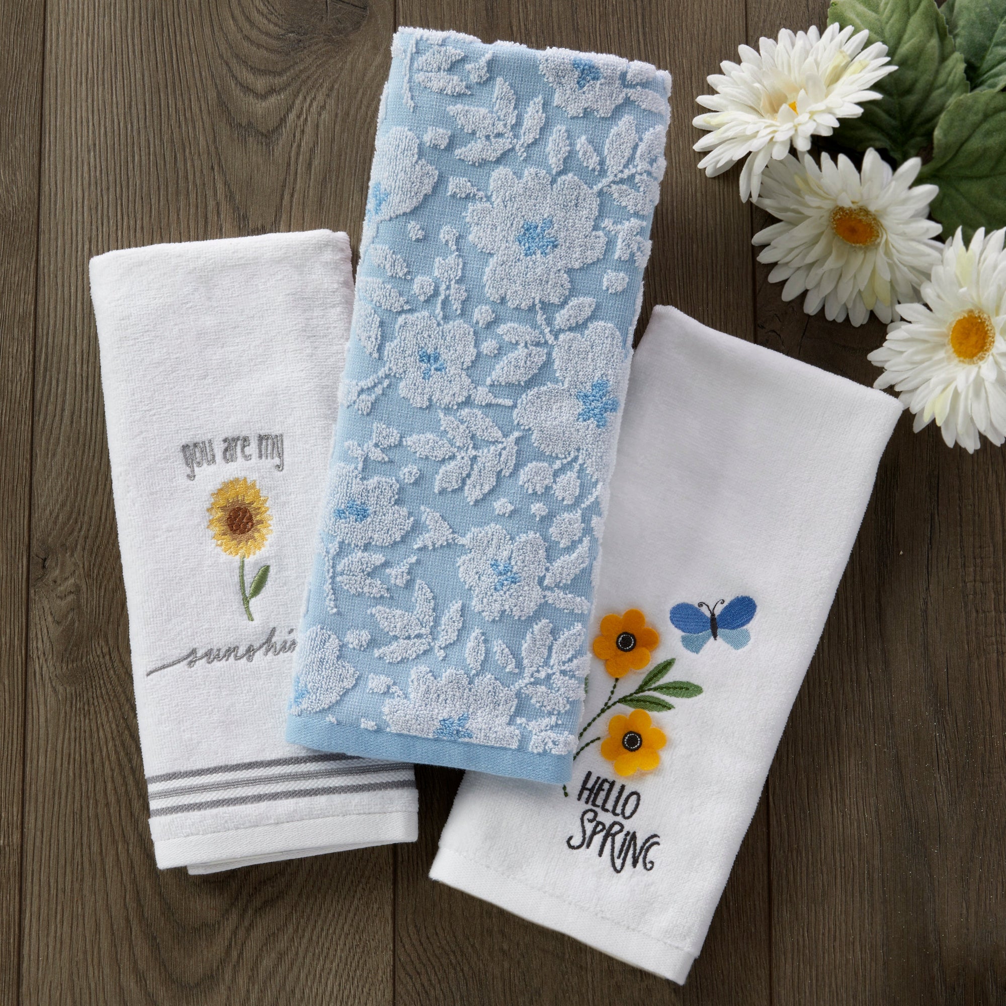 Fun Florals & Spring-Worthy Styles!