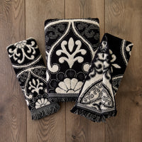 Amherst Medallion Jacquard 2-Piece Hand Towel Set, Black