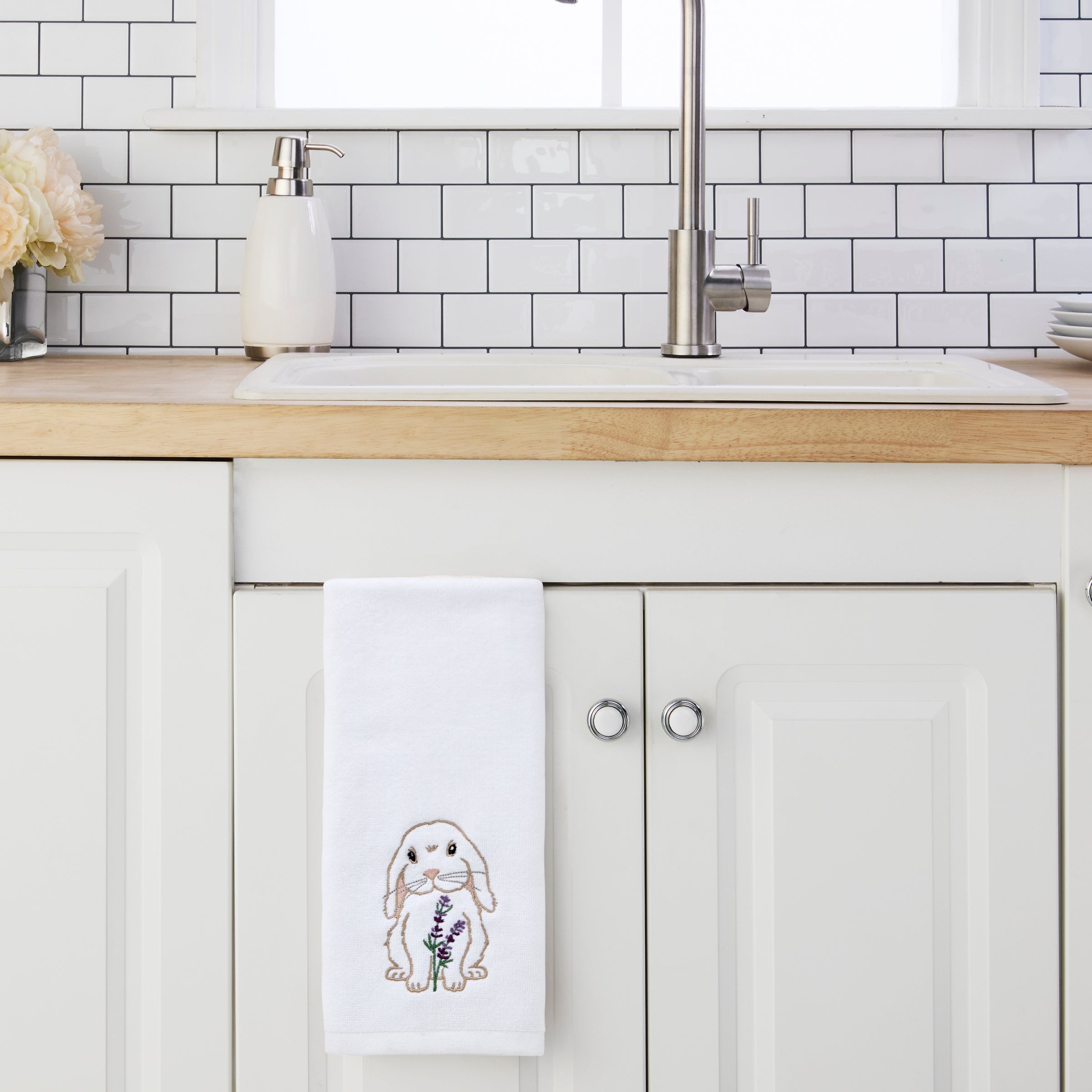 Bunny Lop 2-Piece Hand Towel Set, White