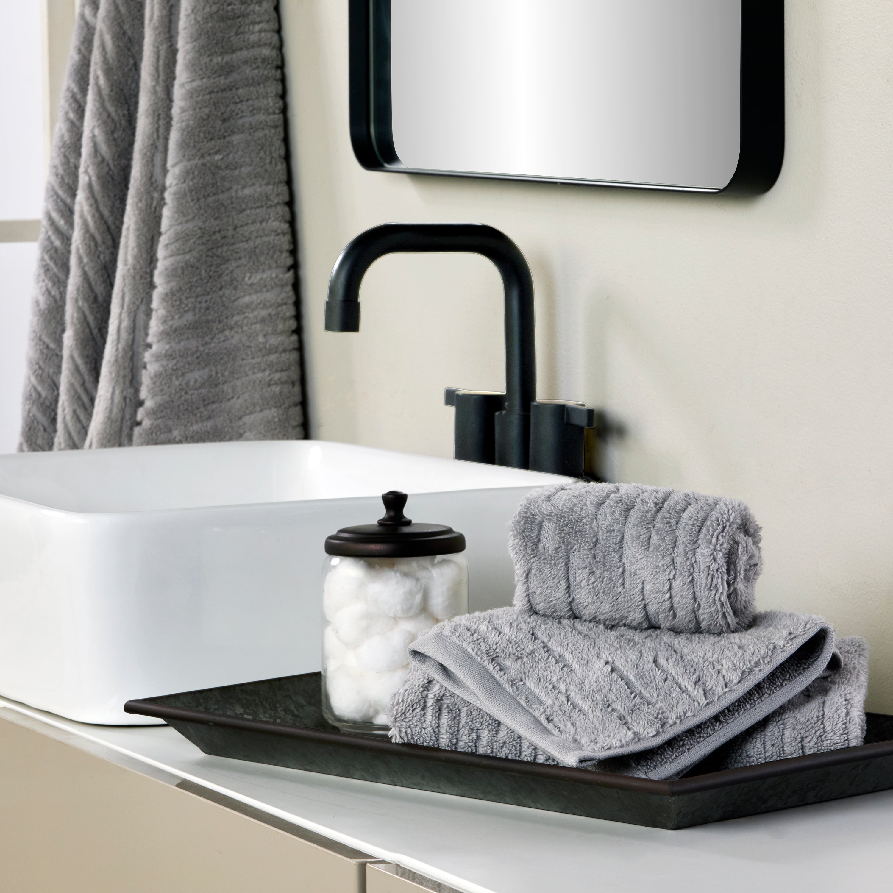 Fluff Cloud Compact シルバー　スムースグレー　セット CloudSoft Cotton Luxury 6-Piece Towel Set, Gray – SKL Home