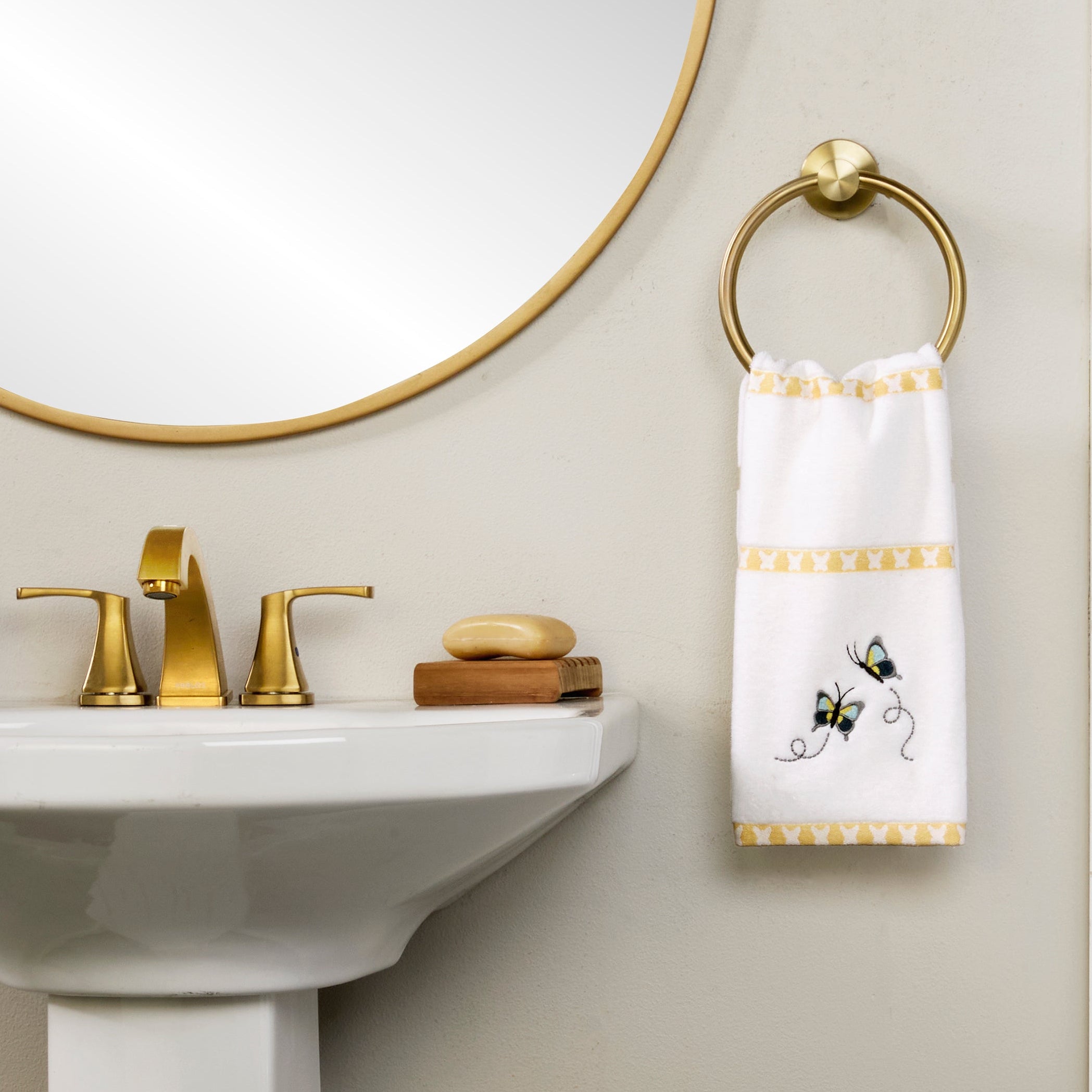 Dancing Butterflies 2-Piece Hand Towel Set, White