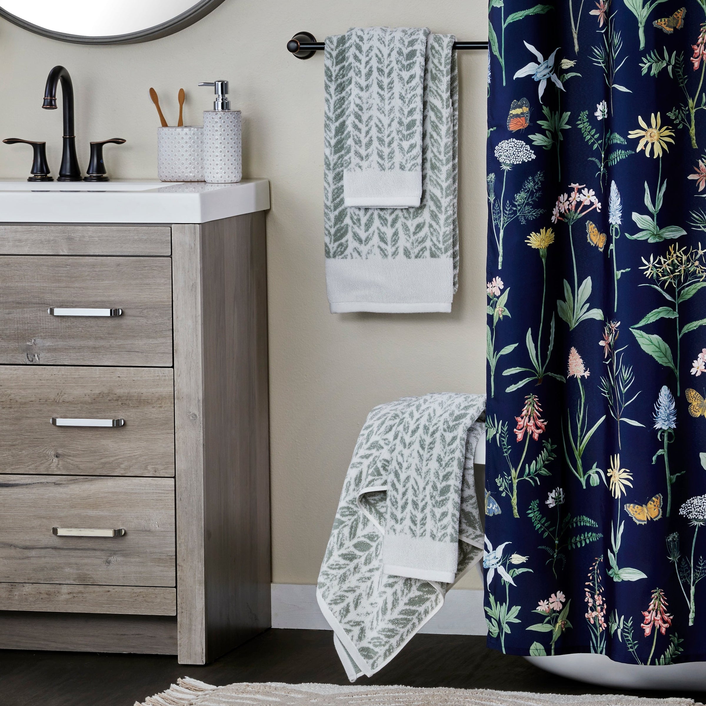 Distressed Leaves Turkish Cotton Bath Towel, Sage