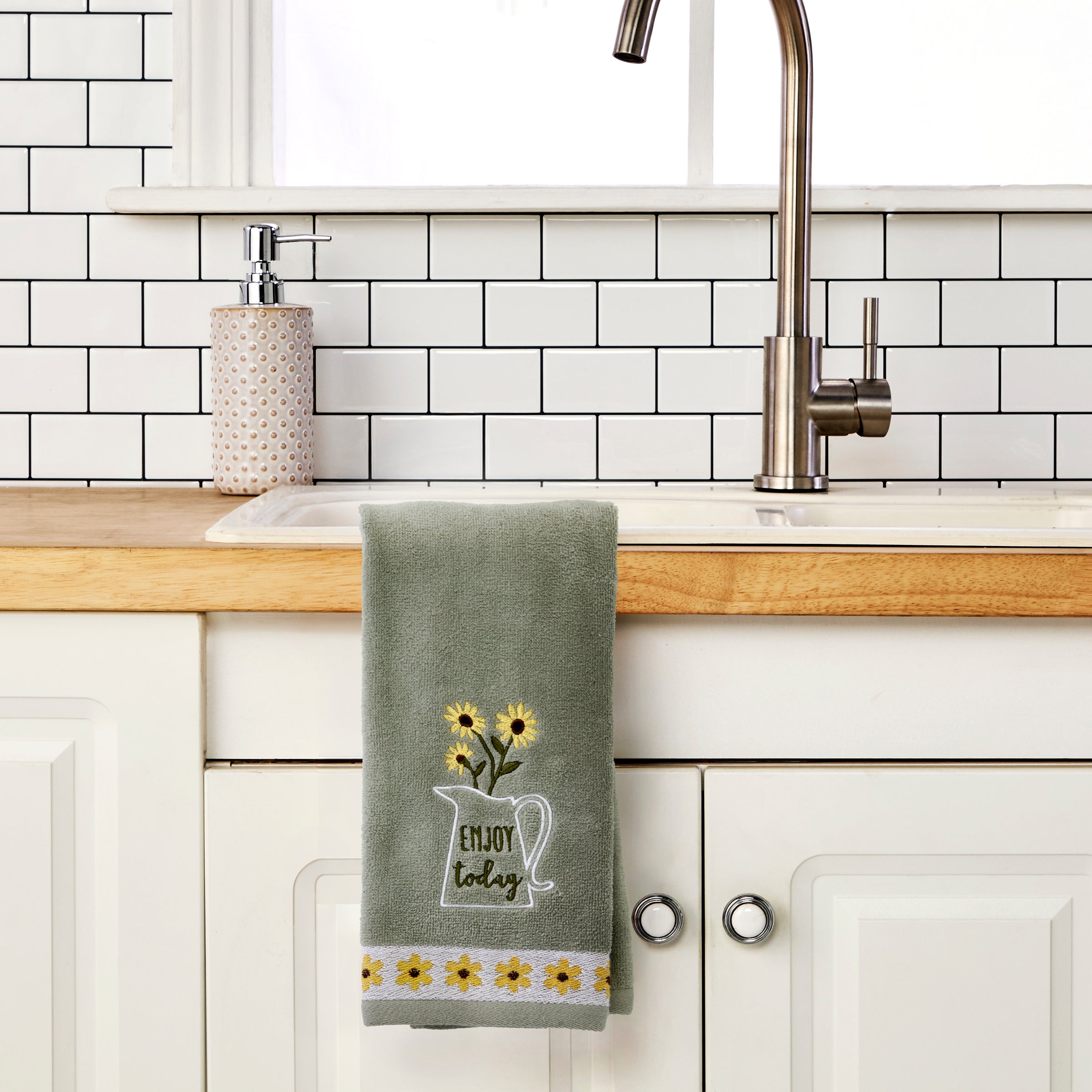 Enjoy 2-Piece Hand Towel Set, Gray
