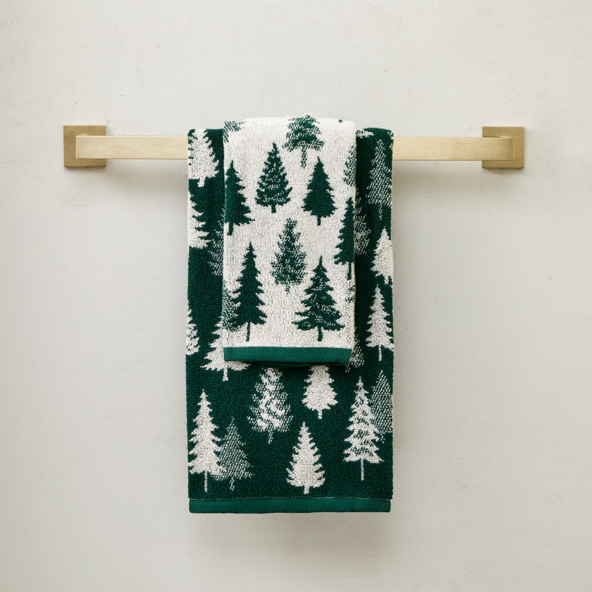 Evergreen Trees Bath Towel, Evergreen