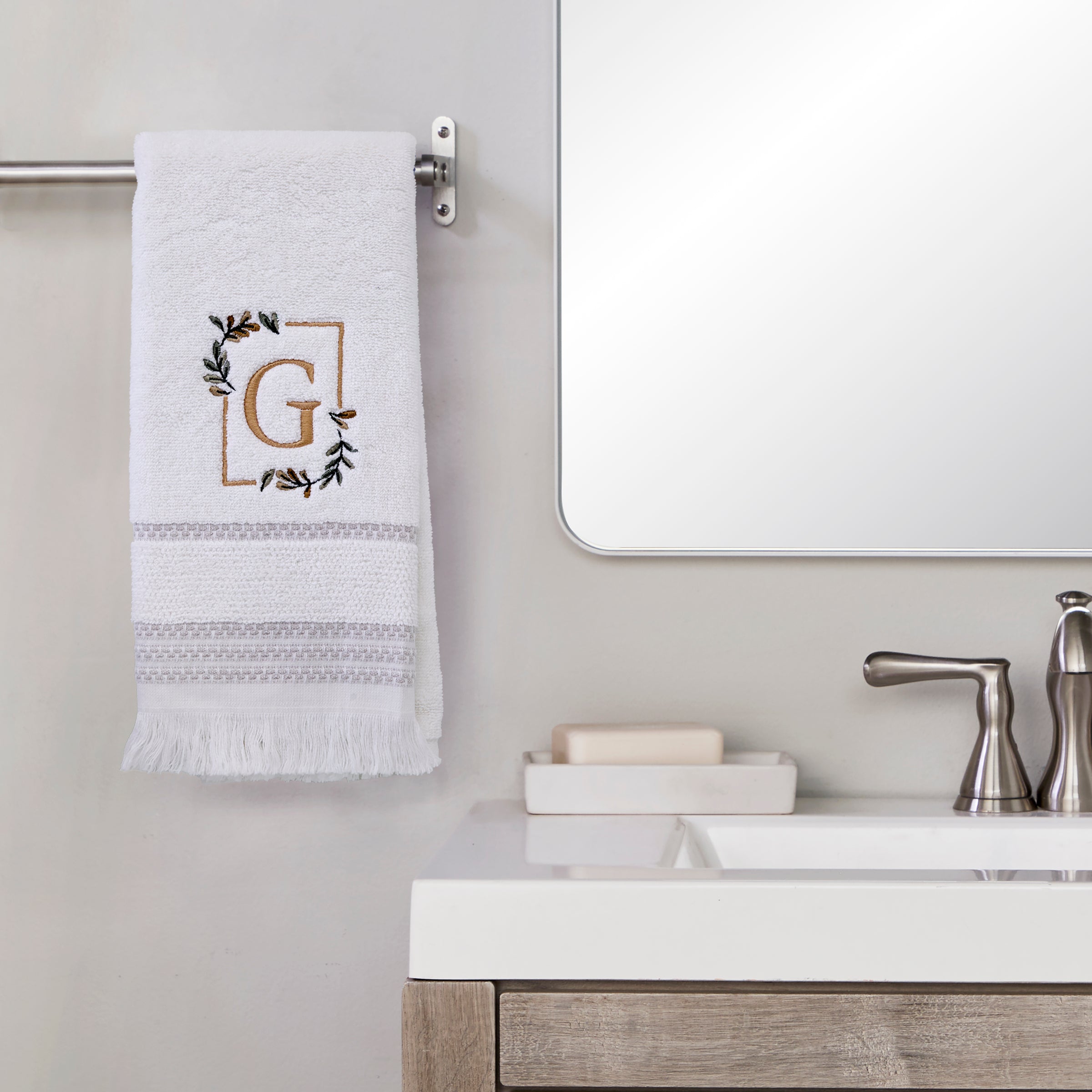 Everyday Monogram “G” 2-Piece Cotton Hand Towel Set, White