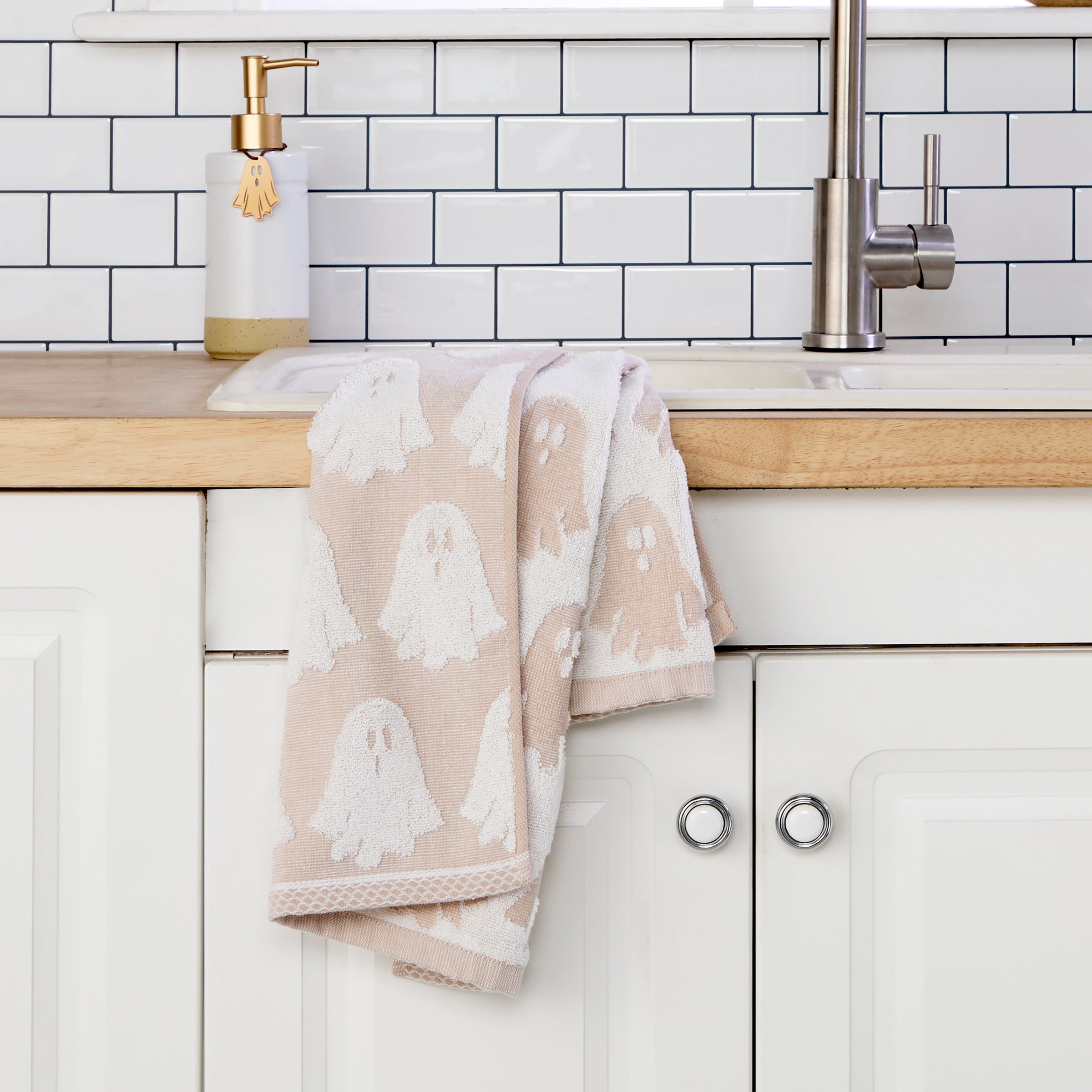 Holiday Jacquard 4-Piece Hand Towel Set, Tan