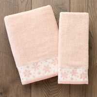 Heather Snowflake Jacquard Bath Towel, Blush