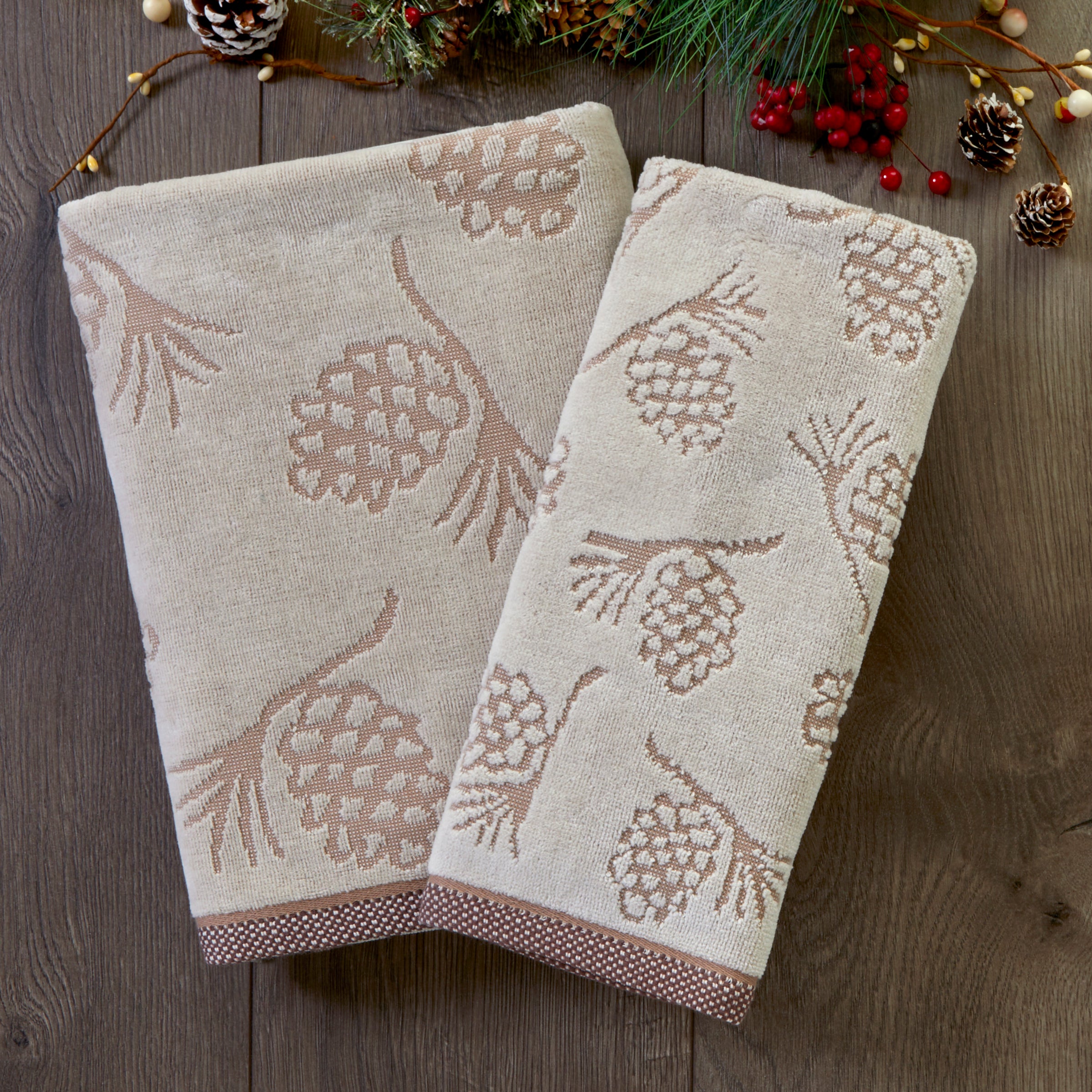 Pinecone Jacquard Bath Towel, Wheat
