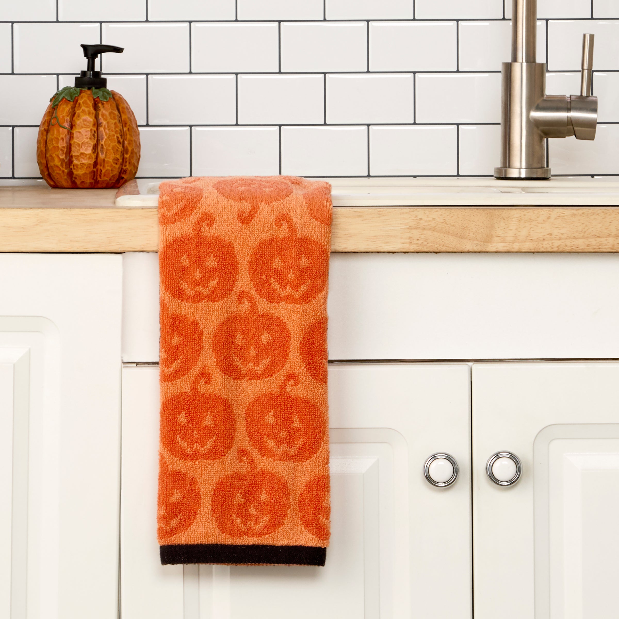 Jack-O-Lantern Jacquard 2-Piece Hand Towel Set, Orange