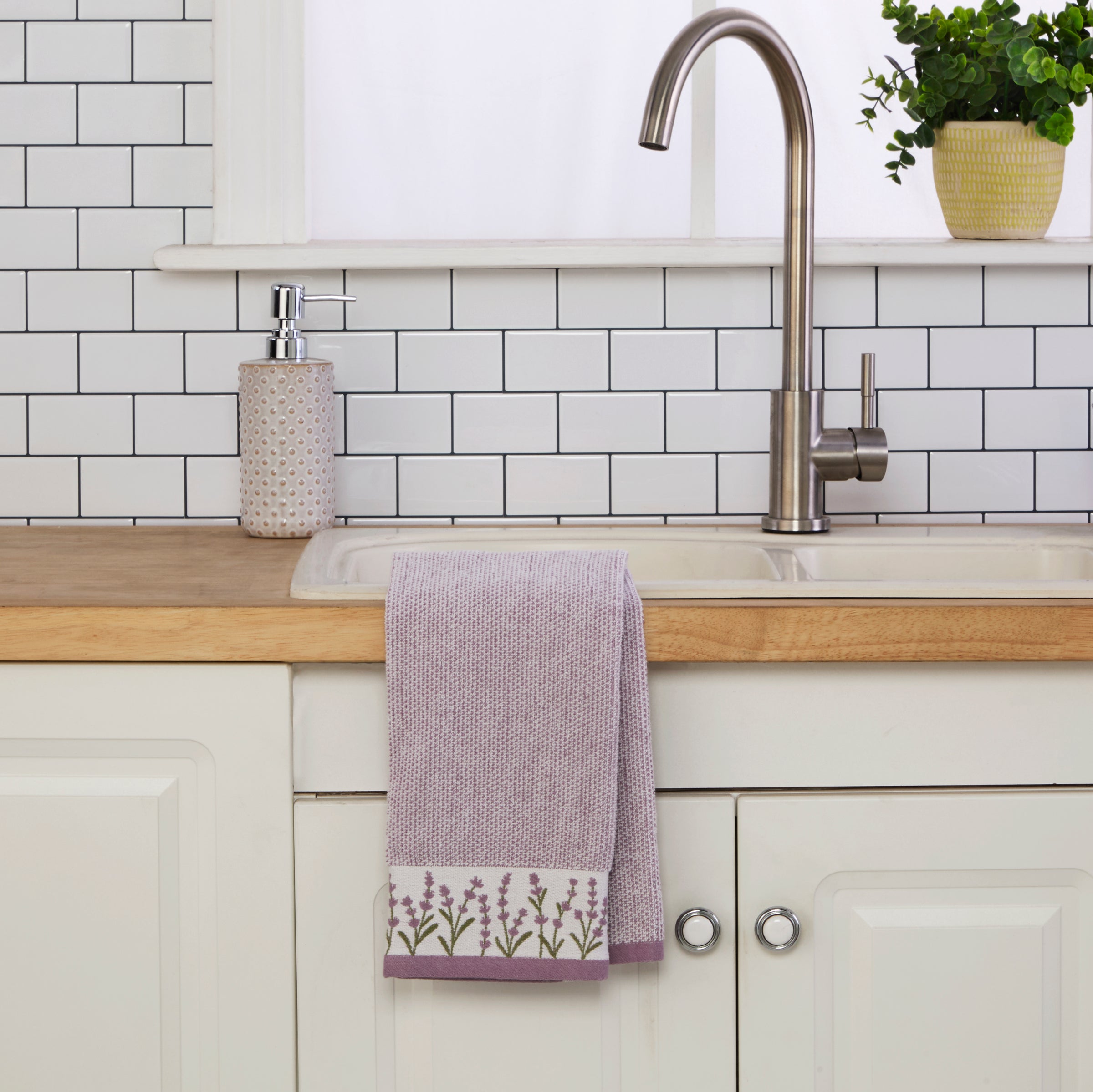 Lavender Border 2-Piece Hand Towel Set, Purple