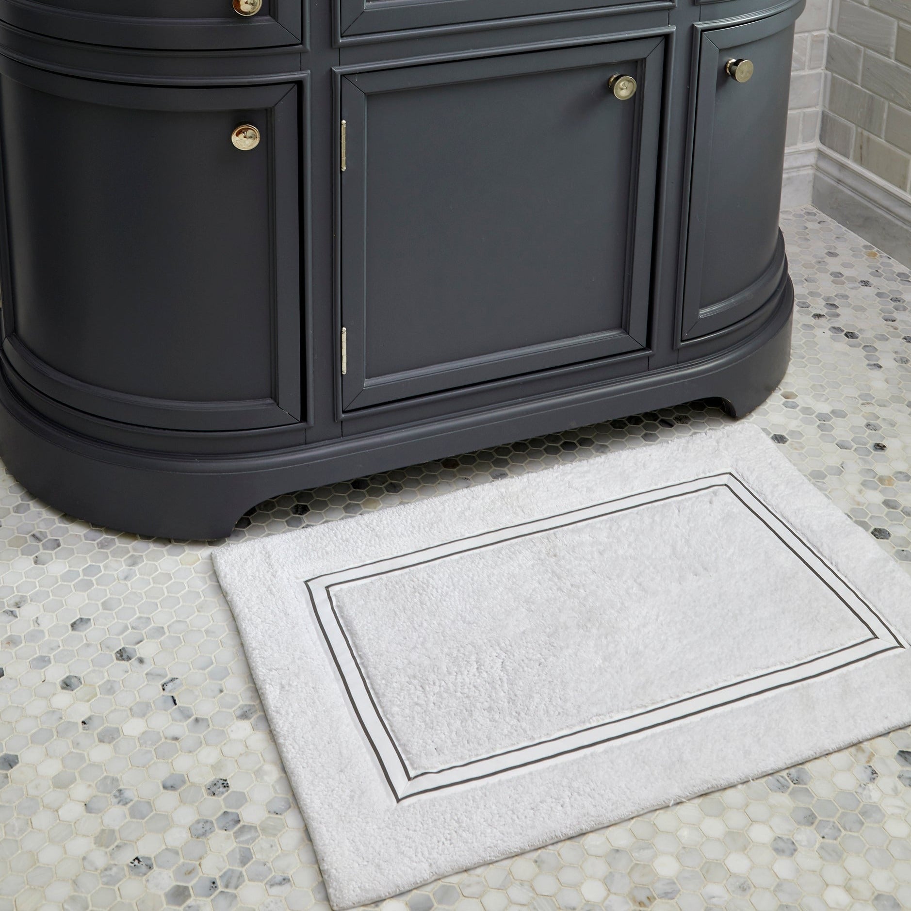 Vern Yip by SKL Home Lithgow Cotton Tufted Rug, White