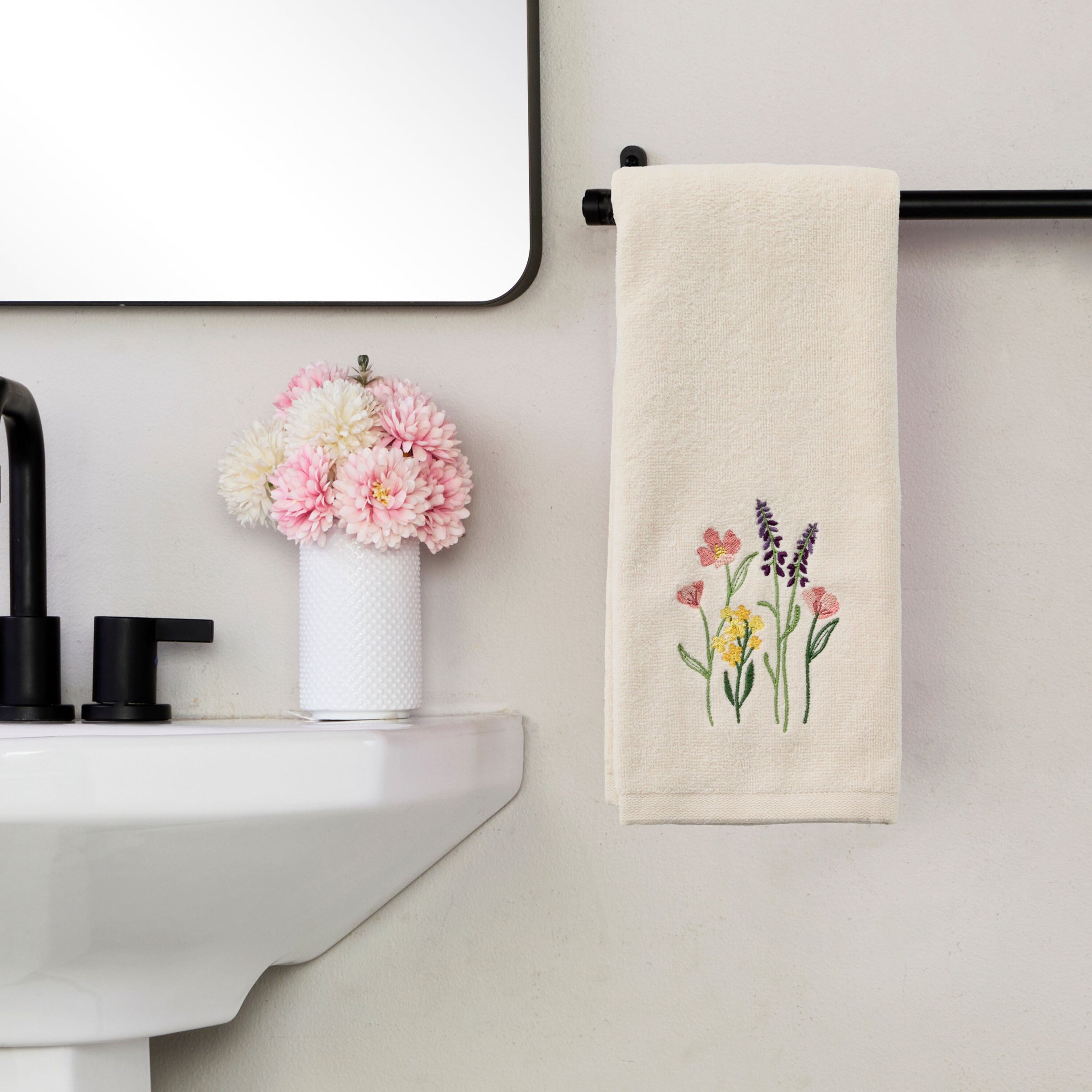 Meadow Bouquet 2-Piece Hand Towel Set, Natural