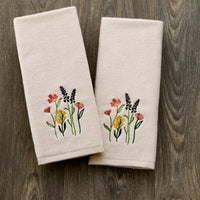 Meadow Bouquet 2-Piece Hand Towel Set, Natural