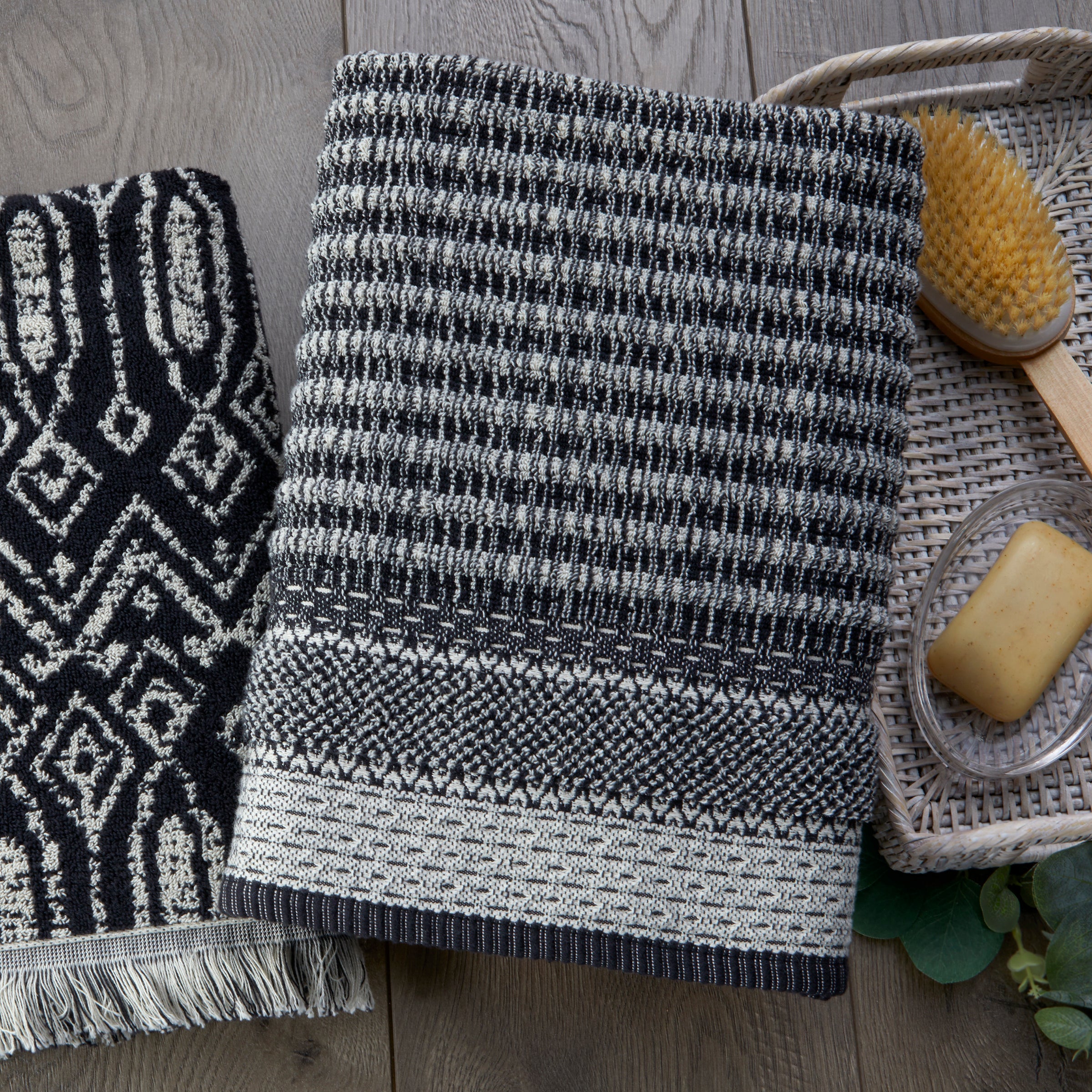 Lewis Jacquard Bath Towel, Black/Linen