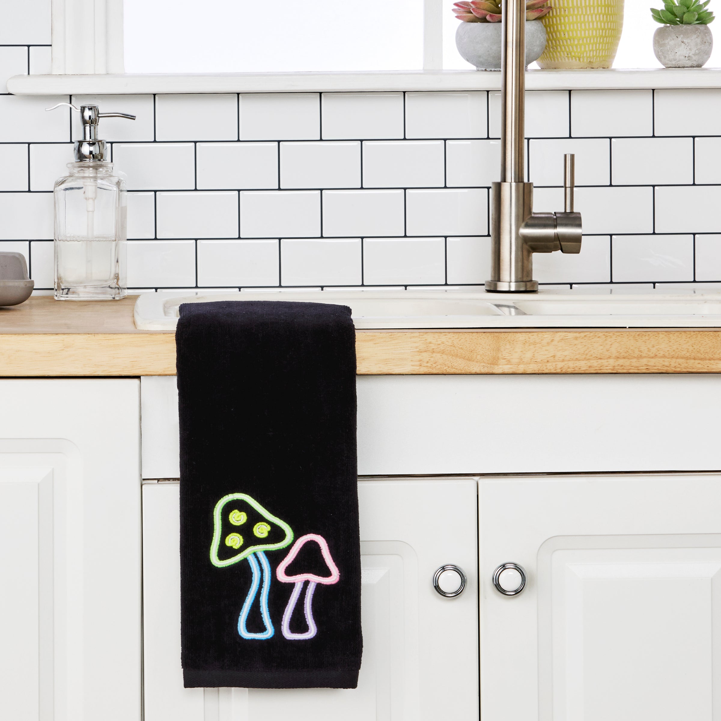 Neon Mushrooms 2-Piece Hand Towel Set, Black