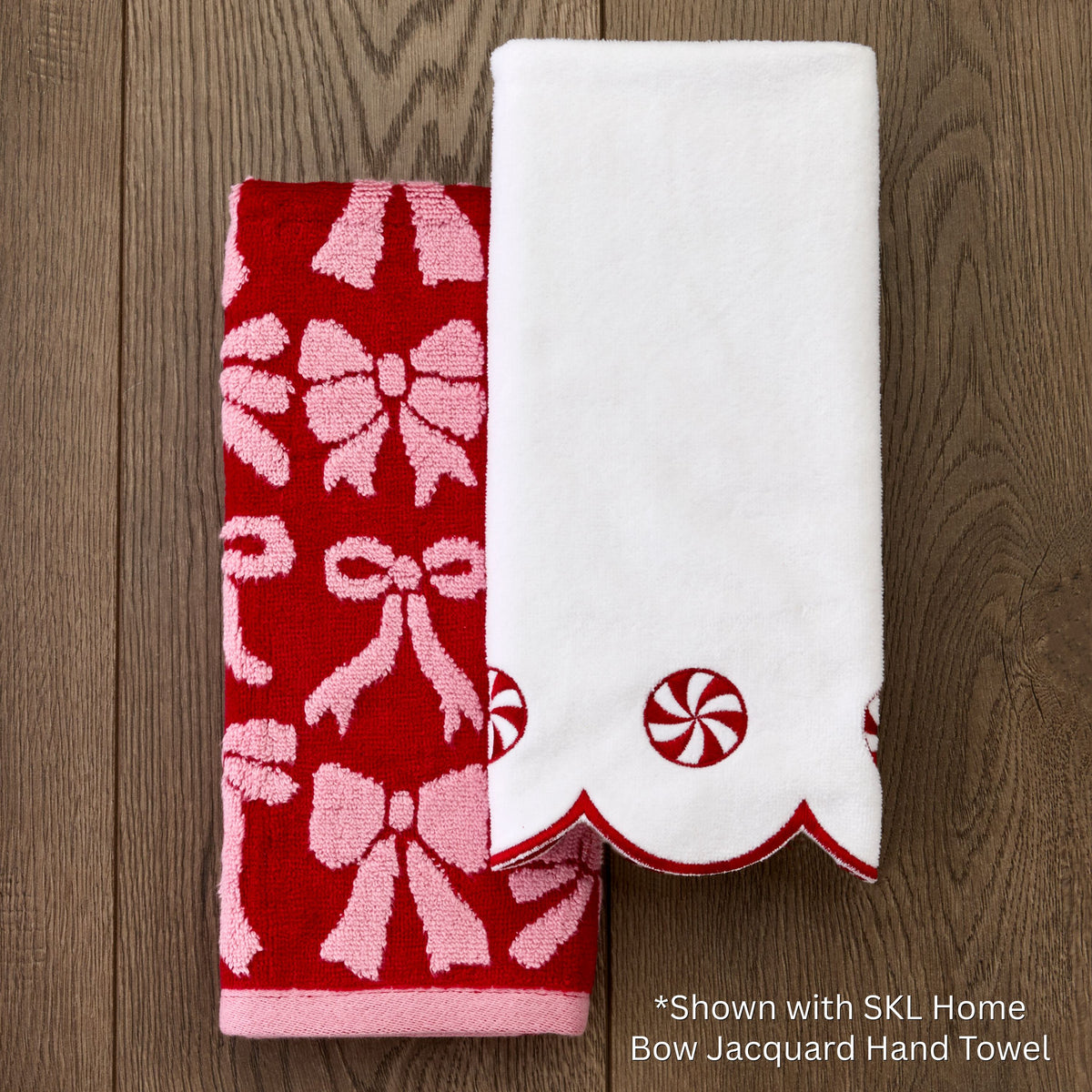 Scalloped Peppermint 2-Piece Hand Towel Set, White