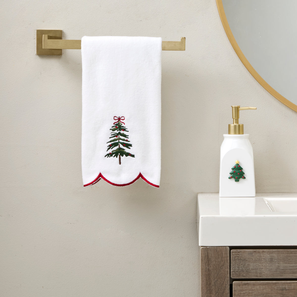 Scalloped Fancy Tree 2-Piece Hand Towel Set, White