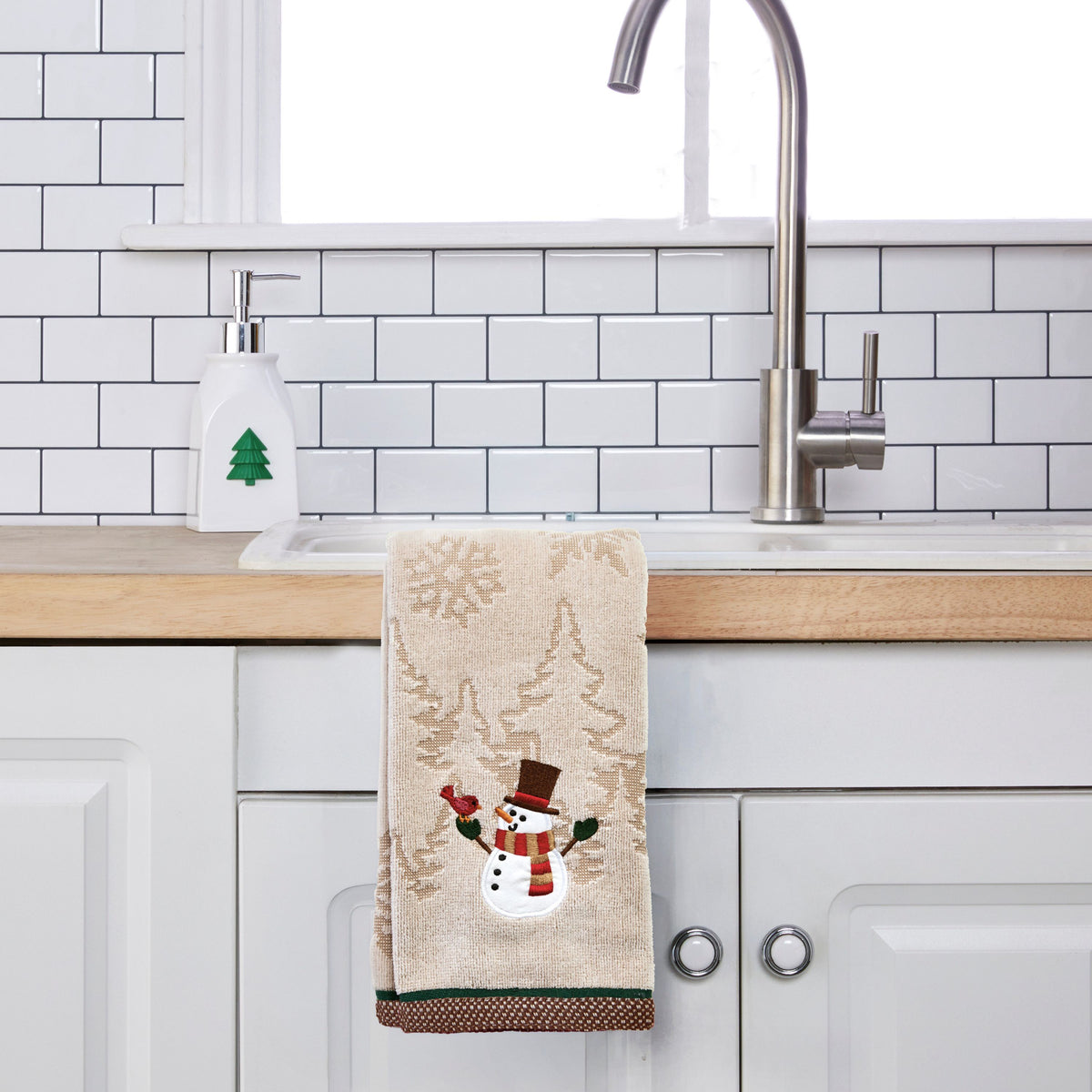 Snowman With Bird 2-Piece Hand Towel Set, Wheat