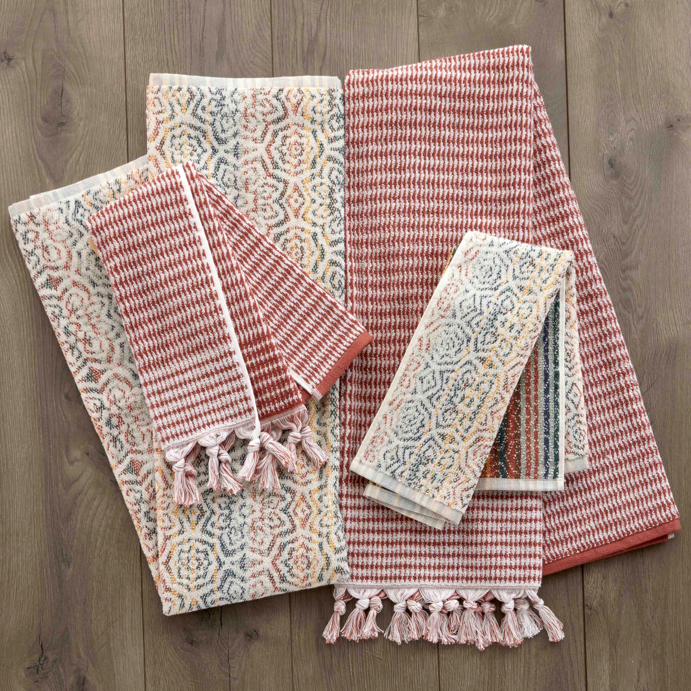 Rhapsody Bath Towel, Spice Multi