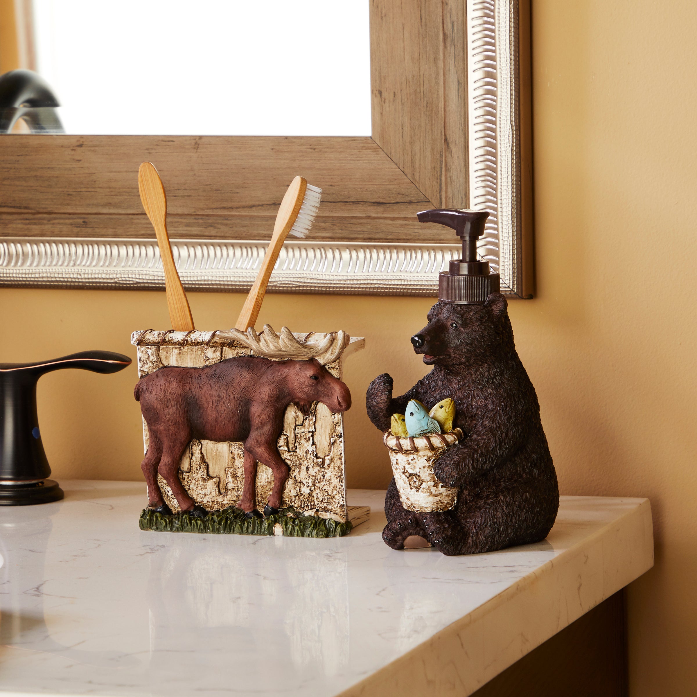 Timber Ridge Toothbrush Holder, Brown/Multi