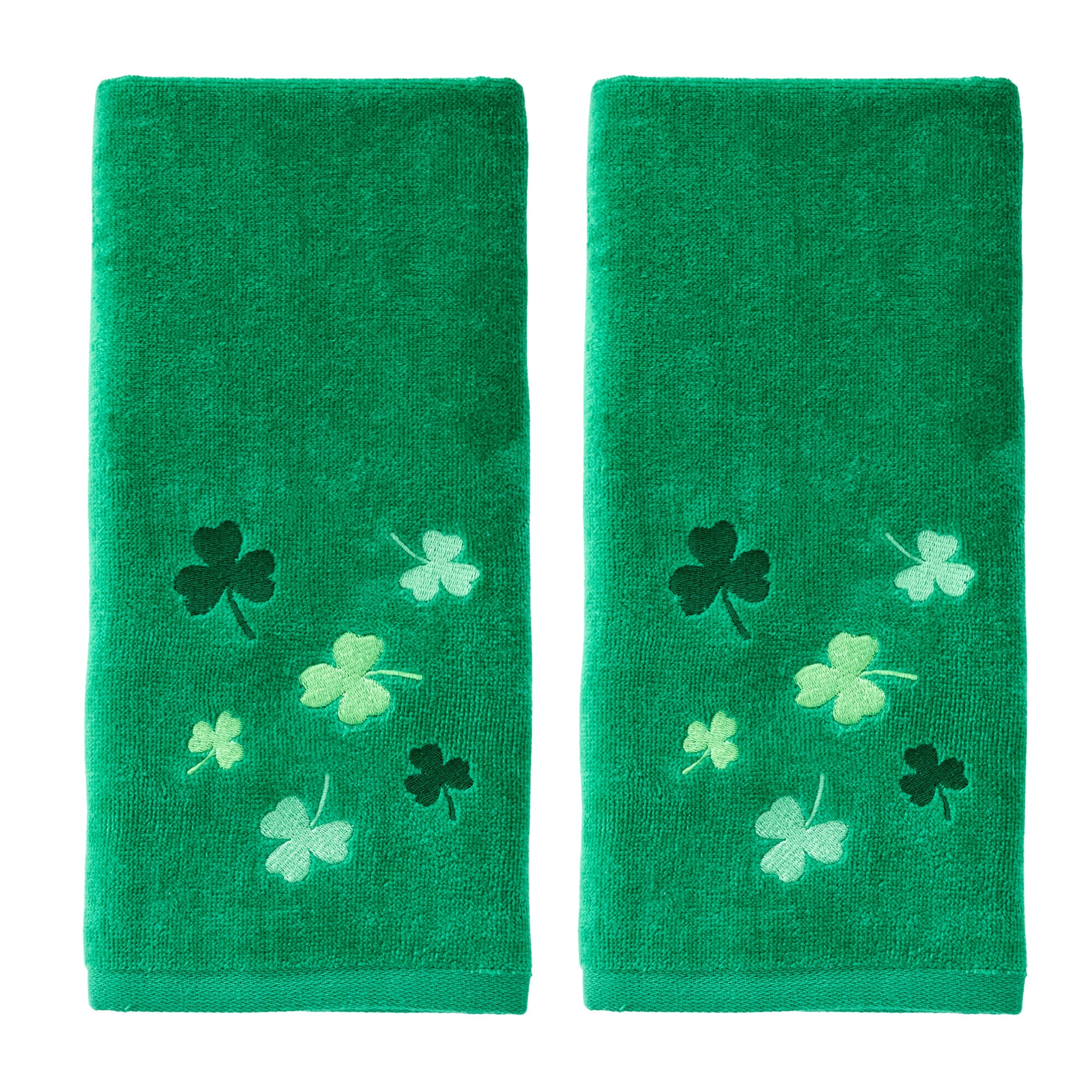 Tossed Shamrocks 2-Piece Hand Towel Set, Green
