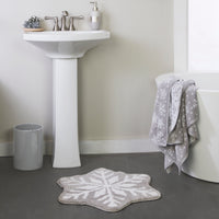 Winter Snowflake Tufted Rug, Gray