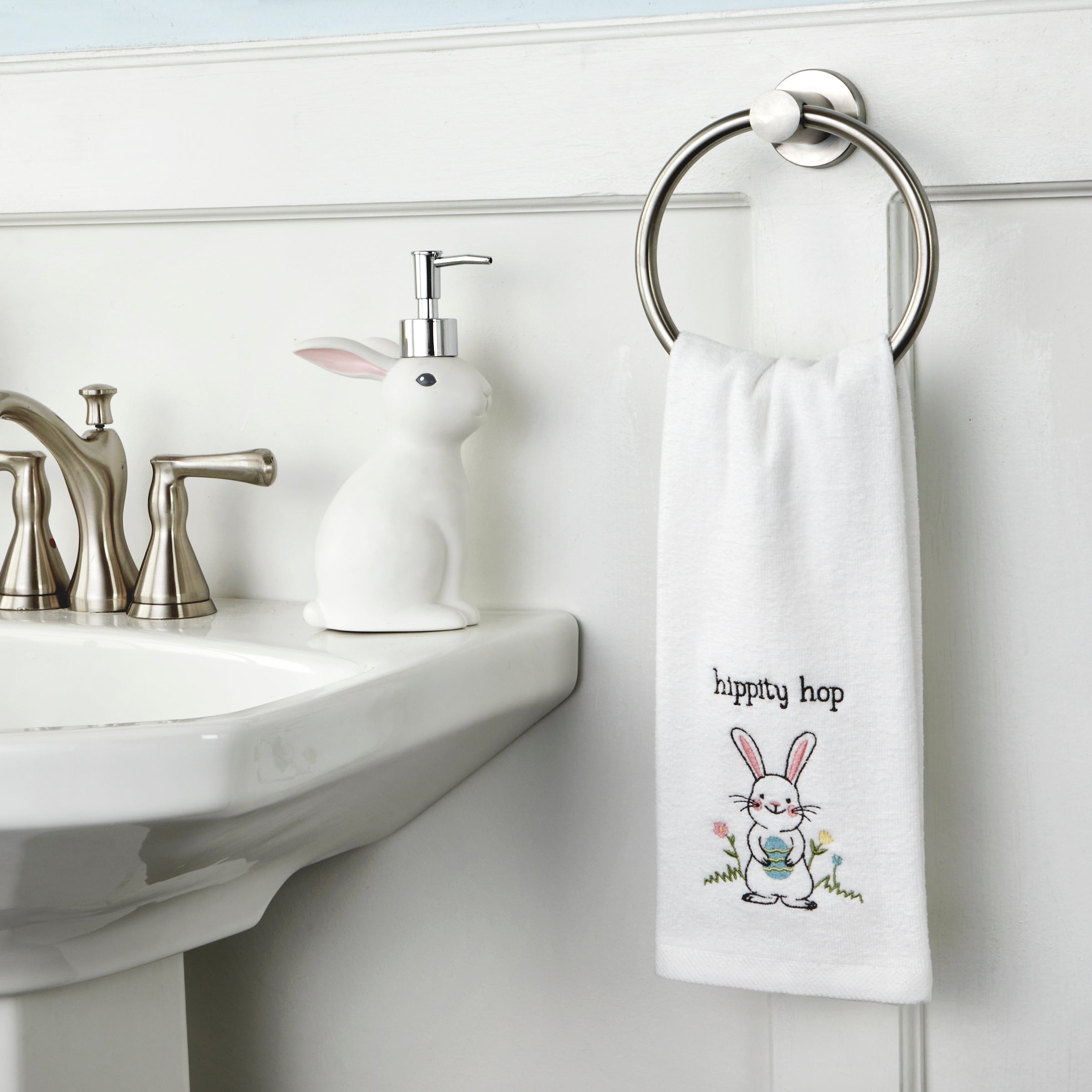 Hippity Hop 2-Piece Hand Towel Set, White