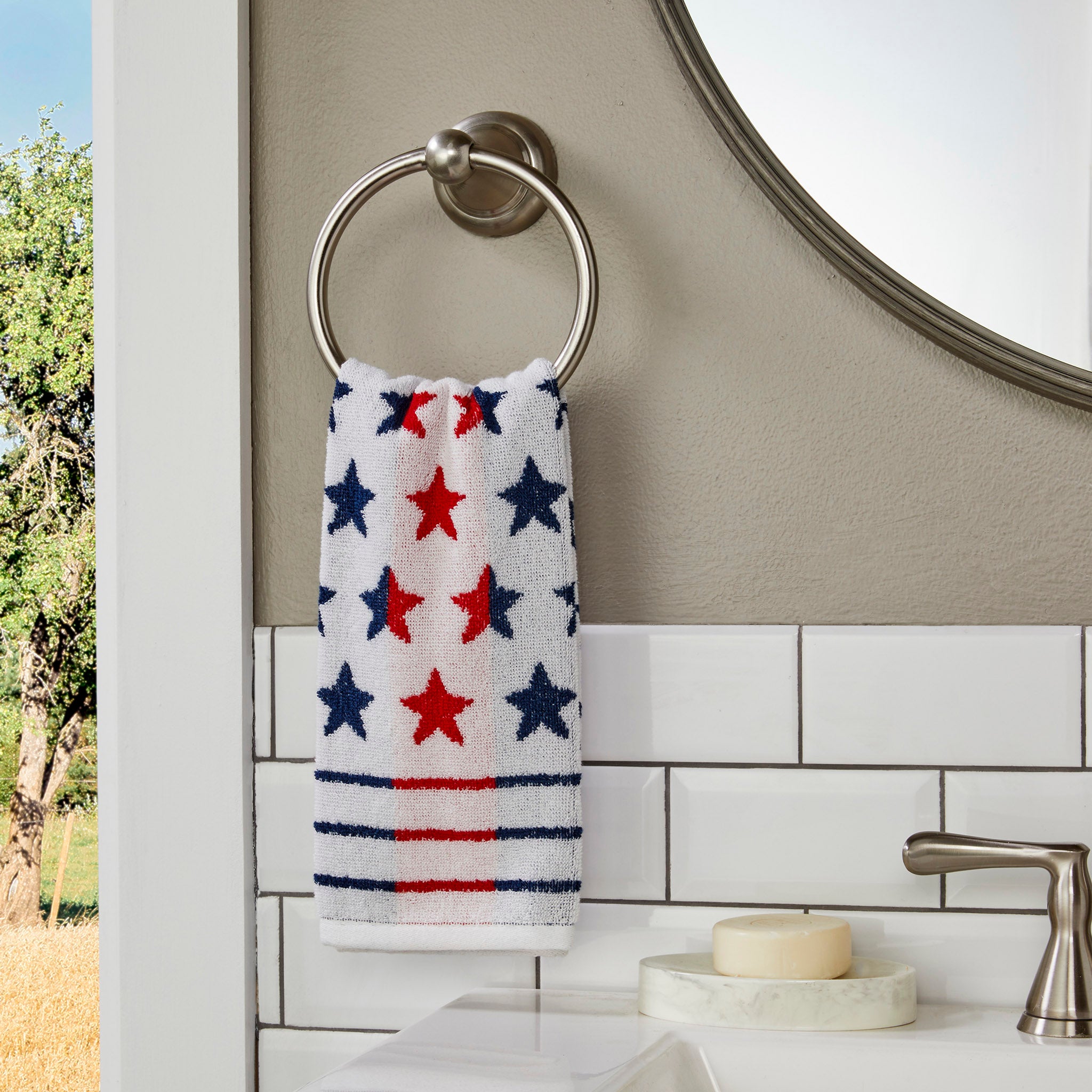 https://shopsklhome.com/cdn/shop/products/Seasonal-Set-Assorted-Hand-Towel-Stars-and-Stripes-lifestyle_2400x.jpg?v=1702956906