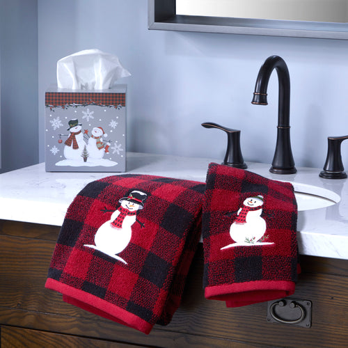 Woodland Winter Bath Towel, Red/Black, Lifestyle
